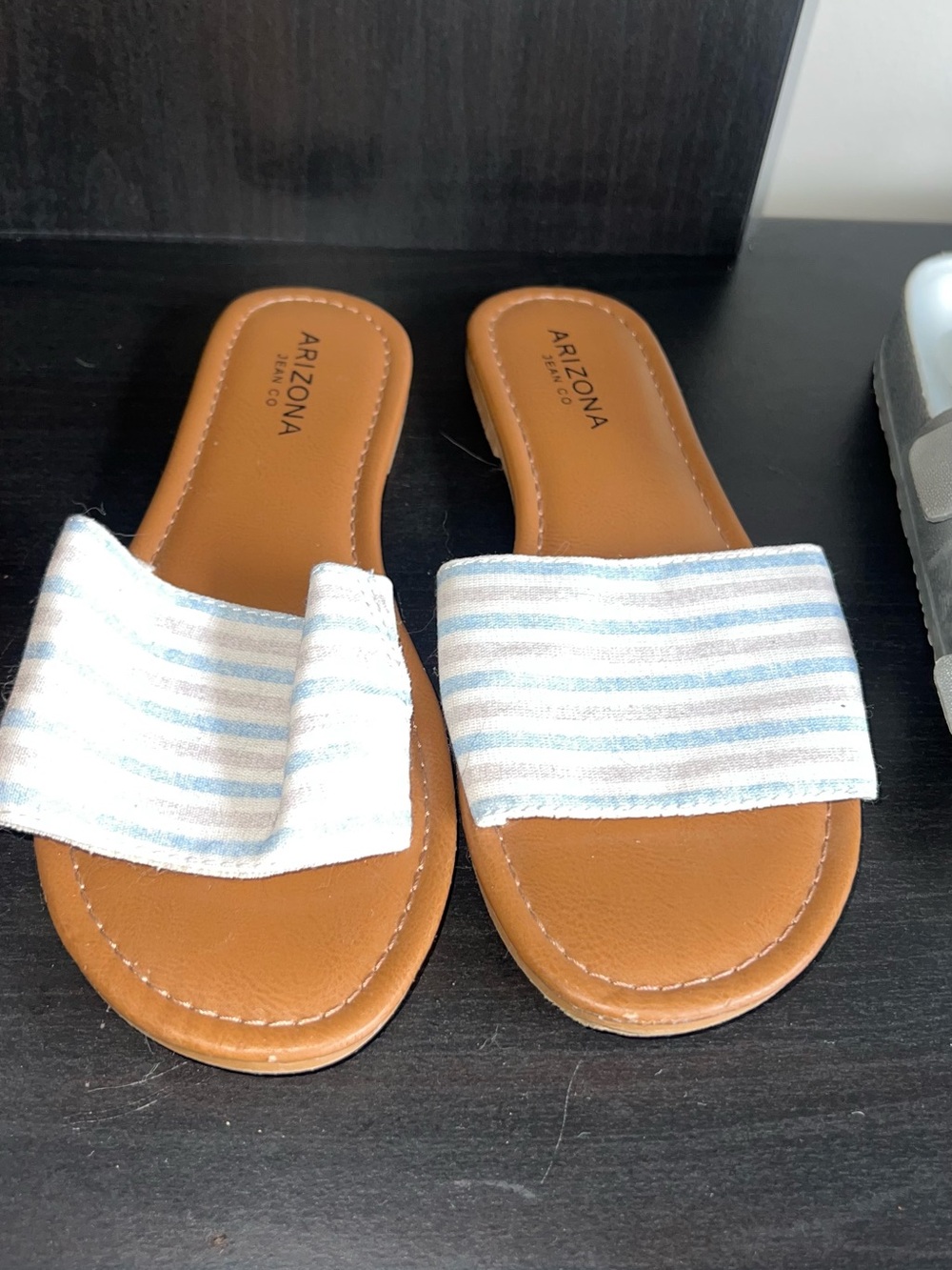 Arizona Jean Company Tan Slide Sandals with Blue and White Stripes